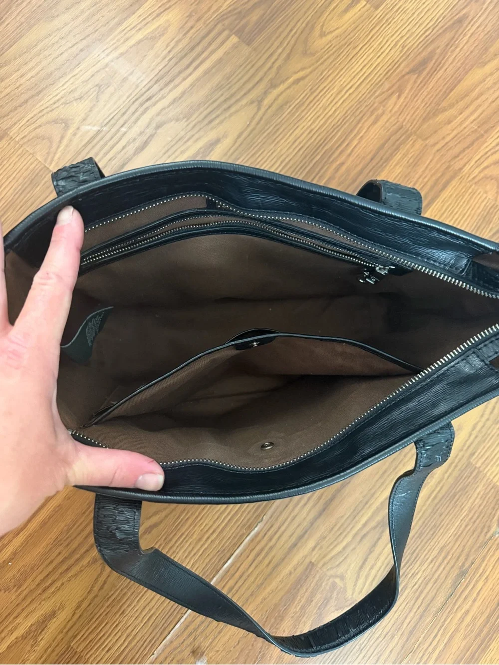 Ralph Lauren Newbury Tote black pebbled leather.